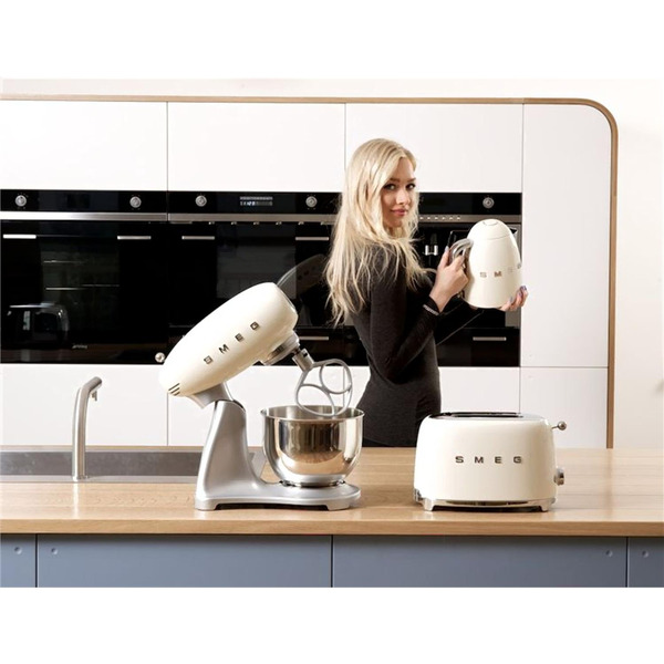 Тостер Smeg TSF02CREU