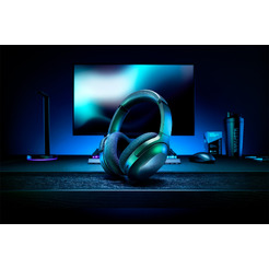 Наушники Razer Barracuda RZ04-03790100-R3M1 (черный)