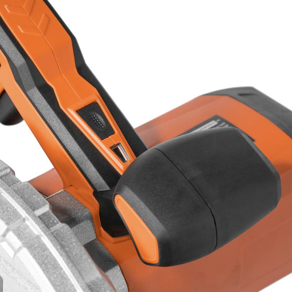 Циркулярная пила Daewoo Power DAS 1900-210