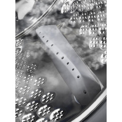 Стиральная машина AEG LFR73844VE