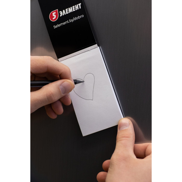 Блокнот "Дай пять Добру" с магнитом (черный)