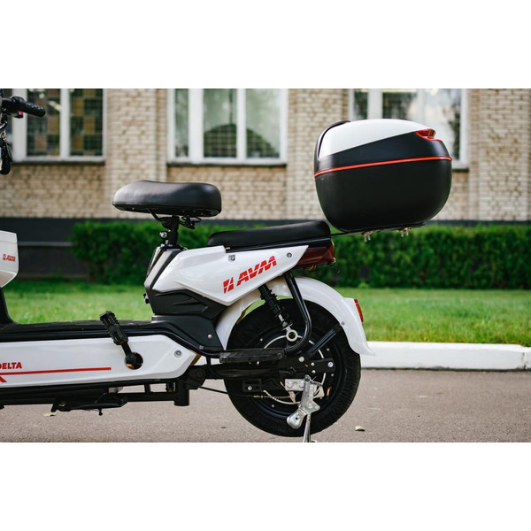 Электроскутер AVM Delta (белый)