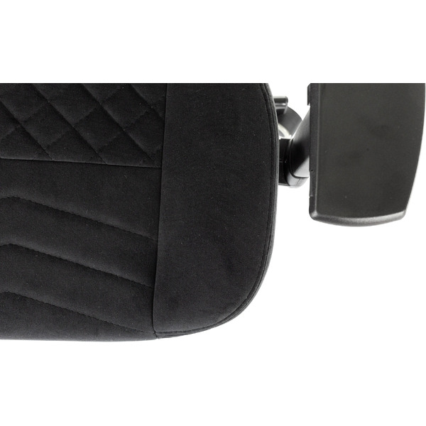 Кресло игровое Бюрократ Knight Hunter (черный Alfa Black)