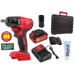 Аккумуляторный ударный гайковерт WORTEX CWR 0318 (0329229 ) АКБ и ЗУ в чем. ALL1