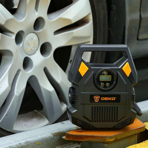 Насос автомобильный Deko DKCP160Psi-LCD Basic (065-0797)