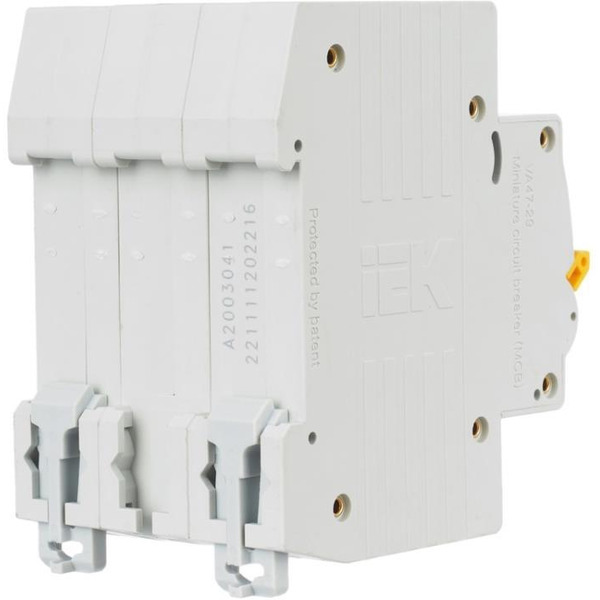 Выключатель автоматический IEK ВА47-29 16А 3Р 4.5кА С MVA20-3-016-C