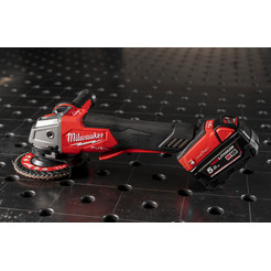 Угловая шлифмашина Milwaukee M18 ONEFSAG 125XPDB-502X Fuel 4933478435 (с 2-мя АКБ)