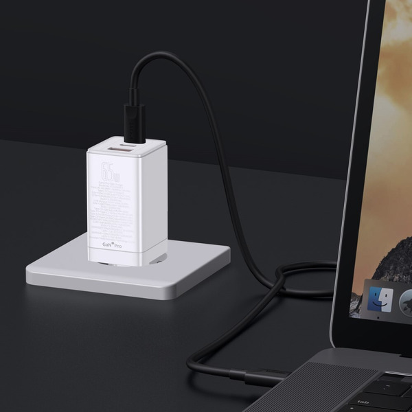 Сетевое зарядное устройство Baseus GaN3 Pro Fast Charger 2C+U 65W CCGP050102 White