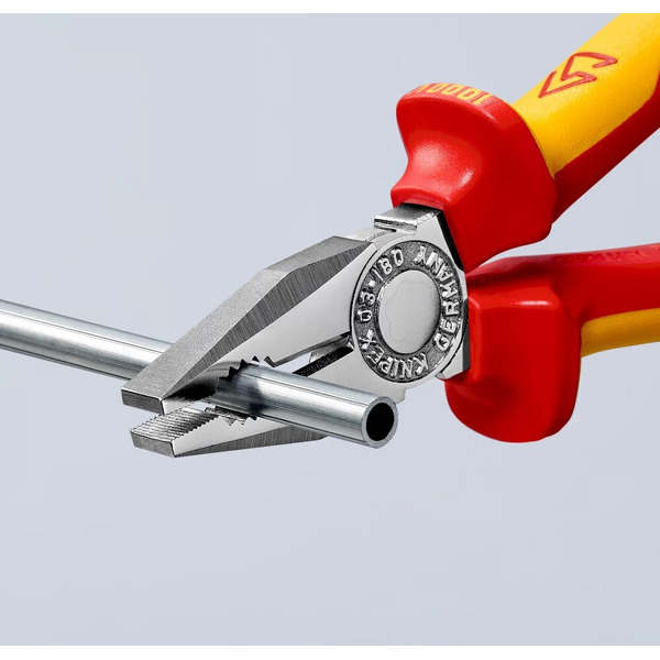 Плоскогубцы комбинированные KNIPEX 03 06 160