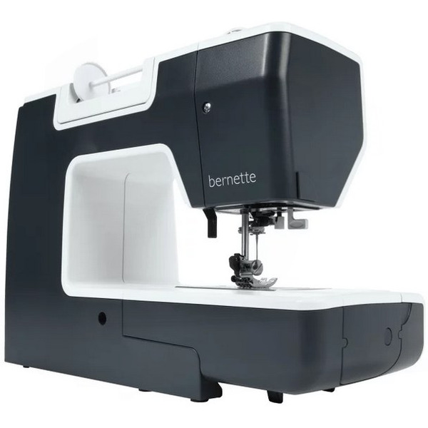Швейная машина бытовая BERNETTE B 38