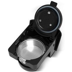 Кофеварка BQ CM3000 (черный/белый)