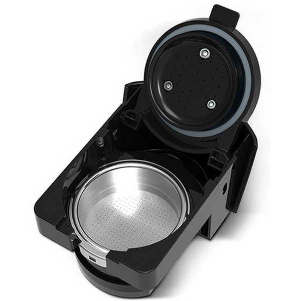 Кофеварка BQ CM3000 (черный/белый)