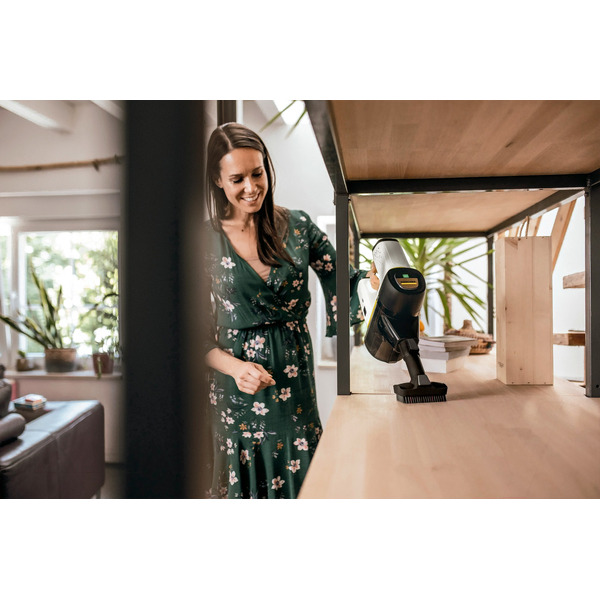 Пылесос сухой уборки Karcher VC 6 Cordless ourFamily Battery Plus*EU (1.198-677.0)