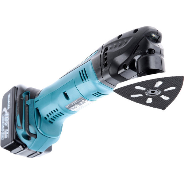 Многофункциональный инструмент Makita DTM50RFE