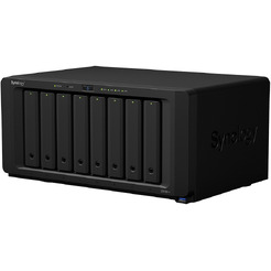 Сетевой накопитель данных Synology RS1221RP+