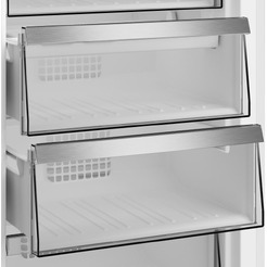 Морозильник GRUNDIG GFPN66821XBR