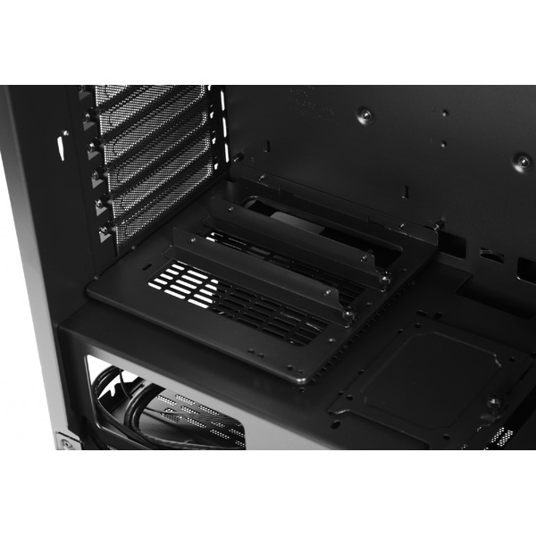 Корпус Thermaltake View 300 MX CA-1P6-00M1WN-00