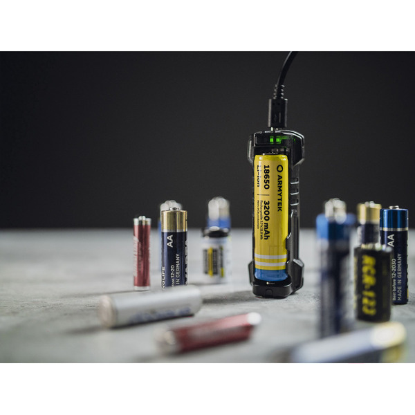 Зарядное устройство Armytek Handy C1 Pro A02801