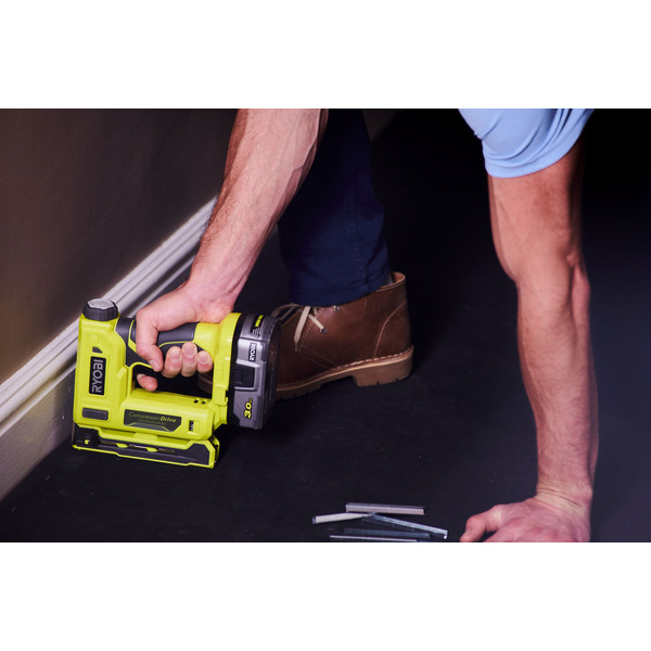 Степлер Ryobi R18ST50-0 (5133004496) без АКБ и ЗУ