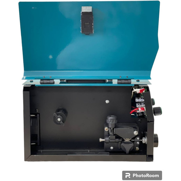 Сварочный безгазовый полуавтомат CET CEST MIG/MMA 200A