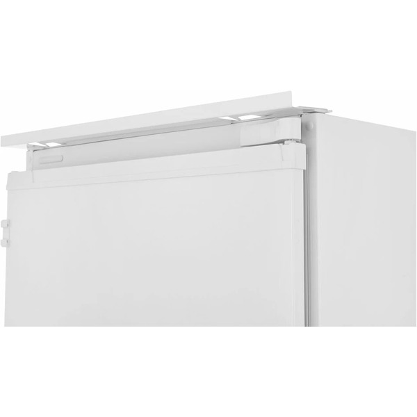 Встраиваемый холодильник Beko BCHA2752S