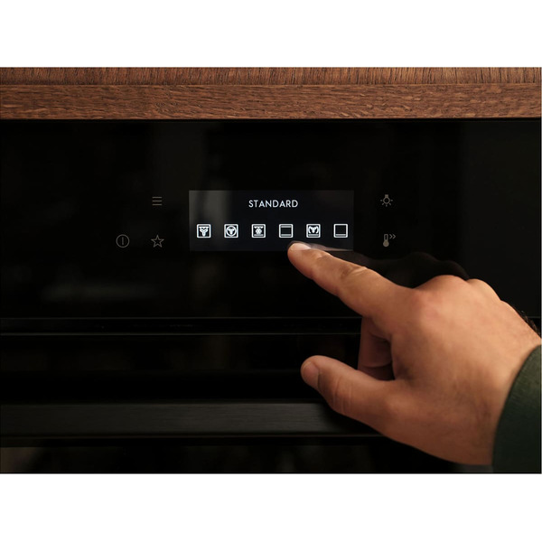 Духовой шкаф Electrolux MealAssist 700 LOE8F38X