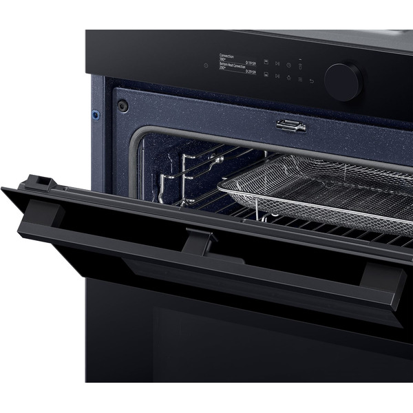 Духовой шкаф SAMSUNG NV7B5755TAK/WT