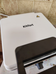 Вафельница KITFORT KT-1646