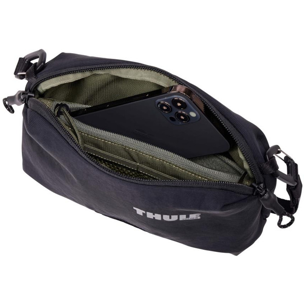 Сумка через плечо Thule Paramount Crossbody 2L PARACB3102BLK (черный)