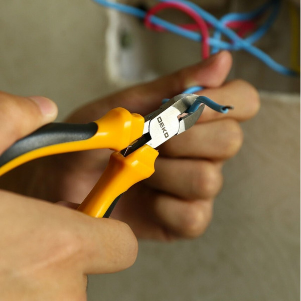 Набор эргономичных плоскогубцев Deko 065-0228 SET 5