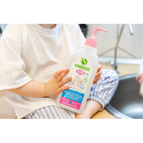 Средство для посуды, детских игрушек и бутылочек SYNERGETIC антибактериальное, гипоаллергенное, без запаха, 0,5л (103054)
