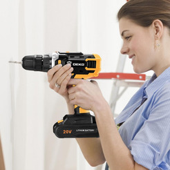 Дрель-шуруповерт Deko DKCD20FU-Li SET 63 (063-4175) с 2-мя АКБ, кейс