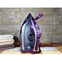 Утюг HOLT HT-IR-003