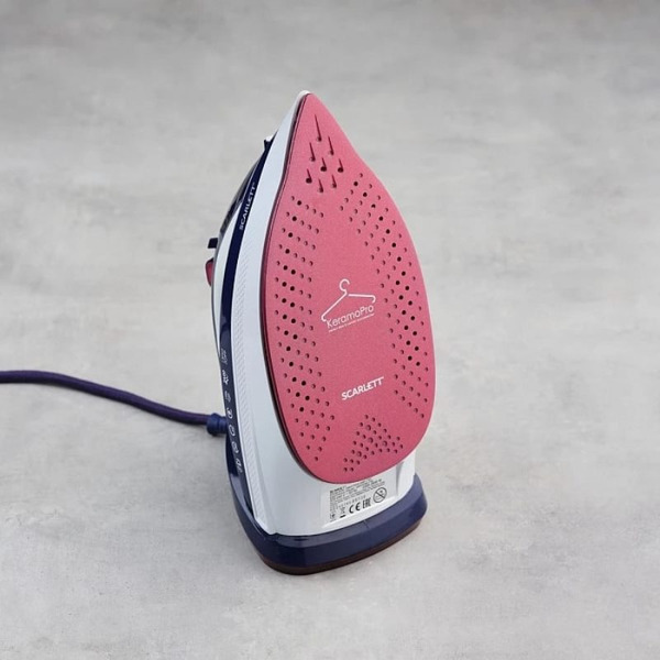 Утюг Scarlett SC-SI30K45