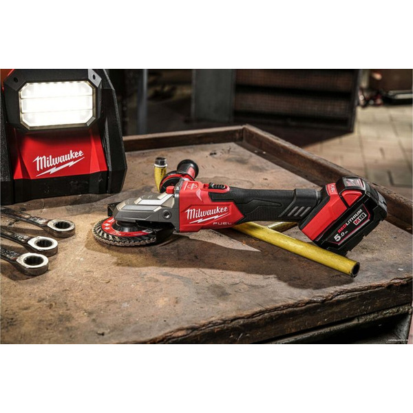 Угловая шлифмашина Milwaukee M18 Fuel FSAGF125XB-0X 4933478438 (без АКБ, кейс)