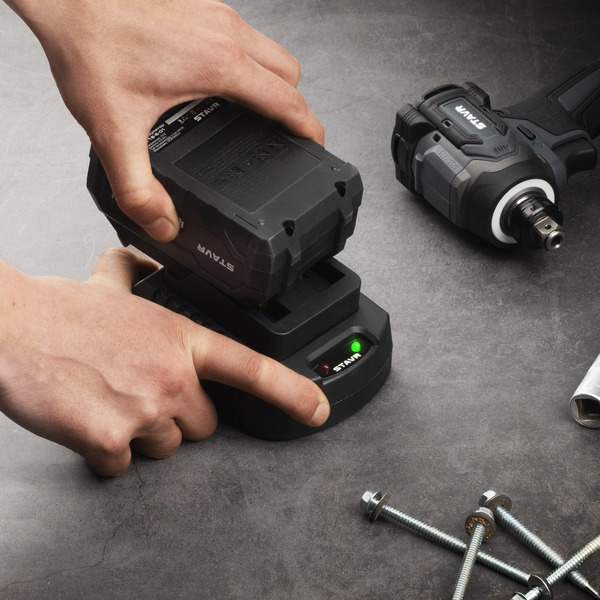 Зарядное устройство STAVR SBC 18-3A-01 9120118101