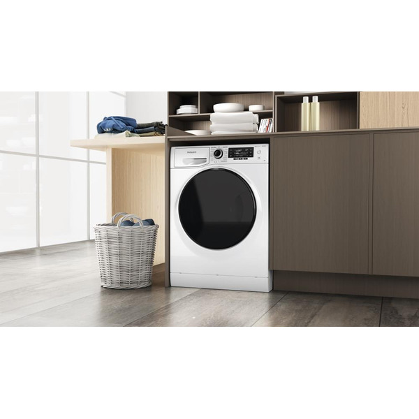 Стиральная машина Hotpoint NSD 8249 D AVE RU