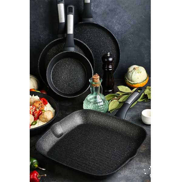 Сковорода-гриль POLARIS Monolit-28G