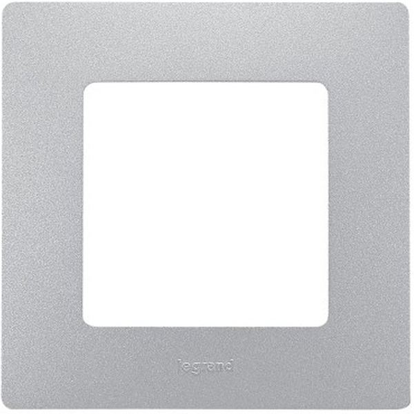 Рамка Legrand Etika 672551-00.00-00.00-00.01