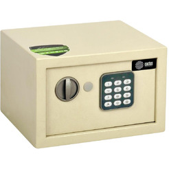 Сейф мебельный Cactus CS-SF-E18L