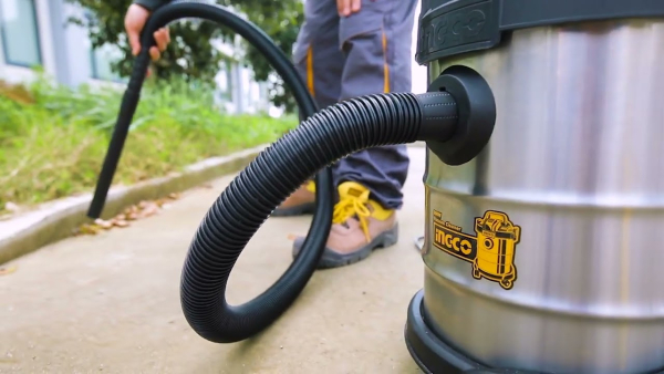 Промышленный пылесос INGCO VC14122