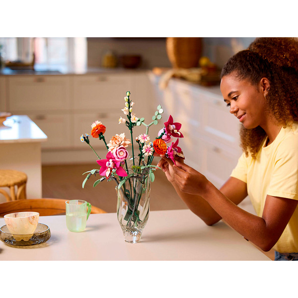 Конструктор LEGO The Botanicals 10342 Милый розовый букет цветов