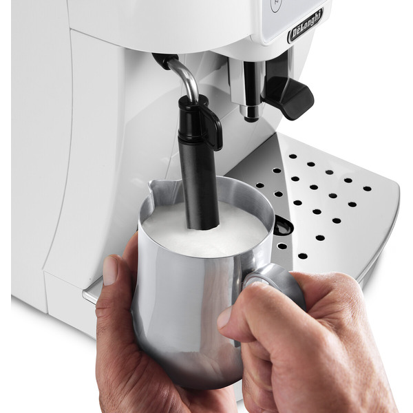 Кофемашина DeLonghi Magnifica Start ECAM 220.21 WW