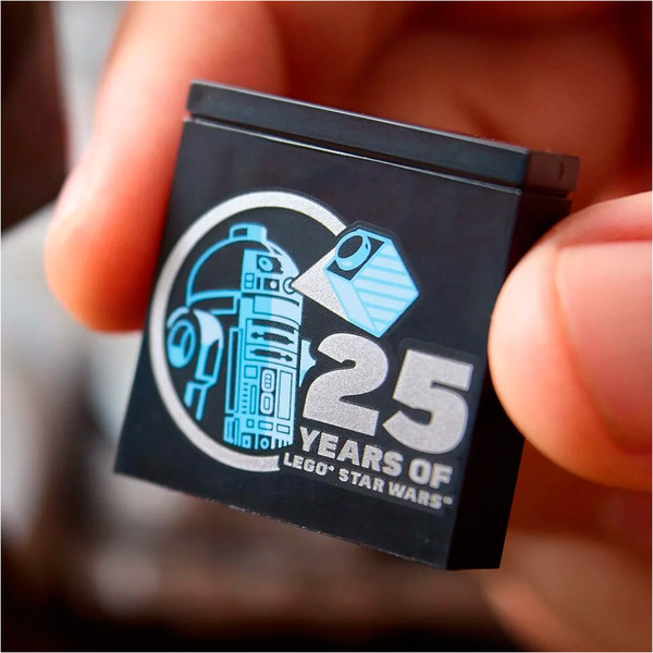 Конструктор LEGO Star Wars 75375 Сокол Тысячелетия