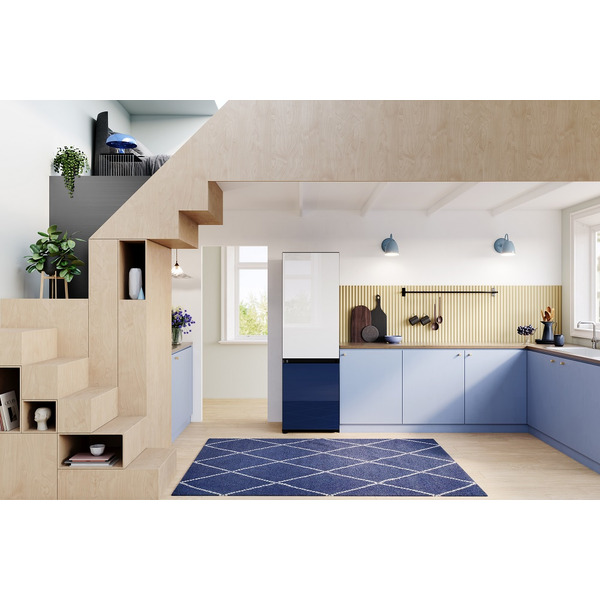 Холодильник Samsung Bespoke RB38A6B1FAP/WT