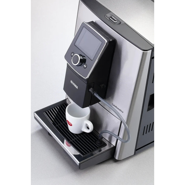 Кофемашина Nivona CafeRomatica NICR 825