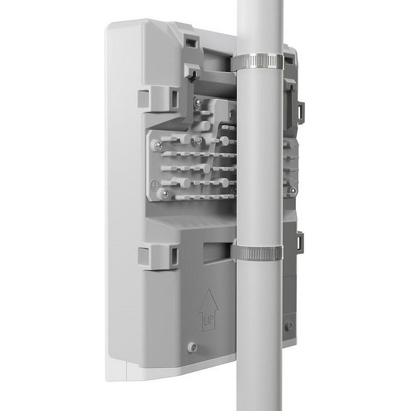 Коммутатор MikroTik CRS318-16P-2S+OUT