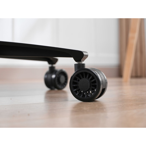 Игровое кресло Evolution Nomad (черный/белый)