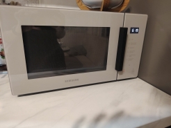 Микроволновая печь Samsung MS23T5018AG/BW