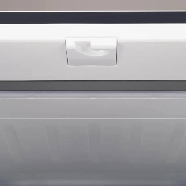 Холодильник Hyundai CM55043F (черное стекло)